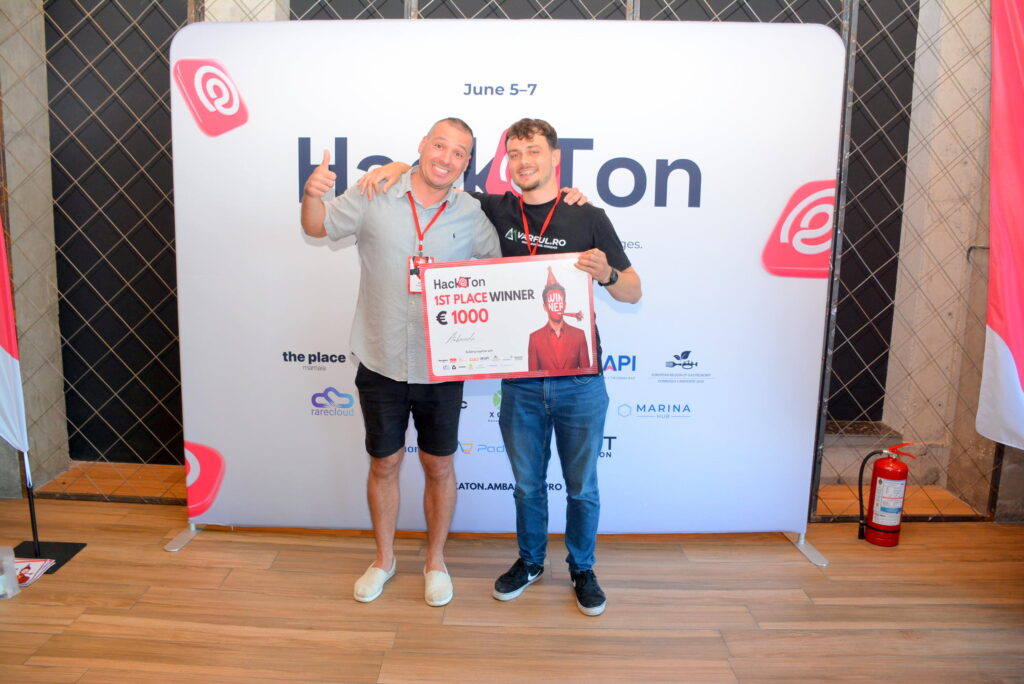 Hack A Ton Ambasada